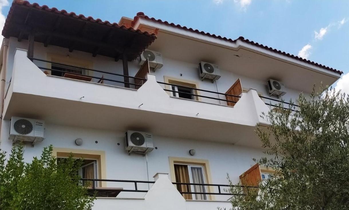 Bel Air Rooms Himare Exterior photo