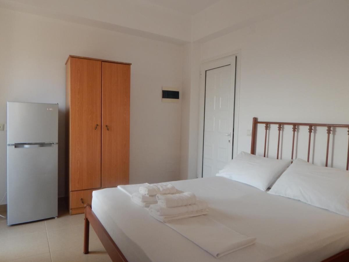 Bel Air Rooms Himare Exterior photo