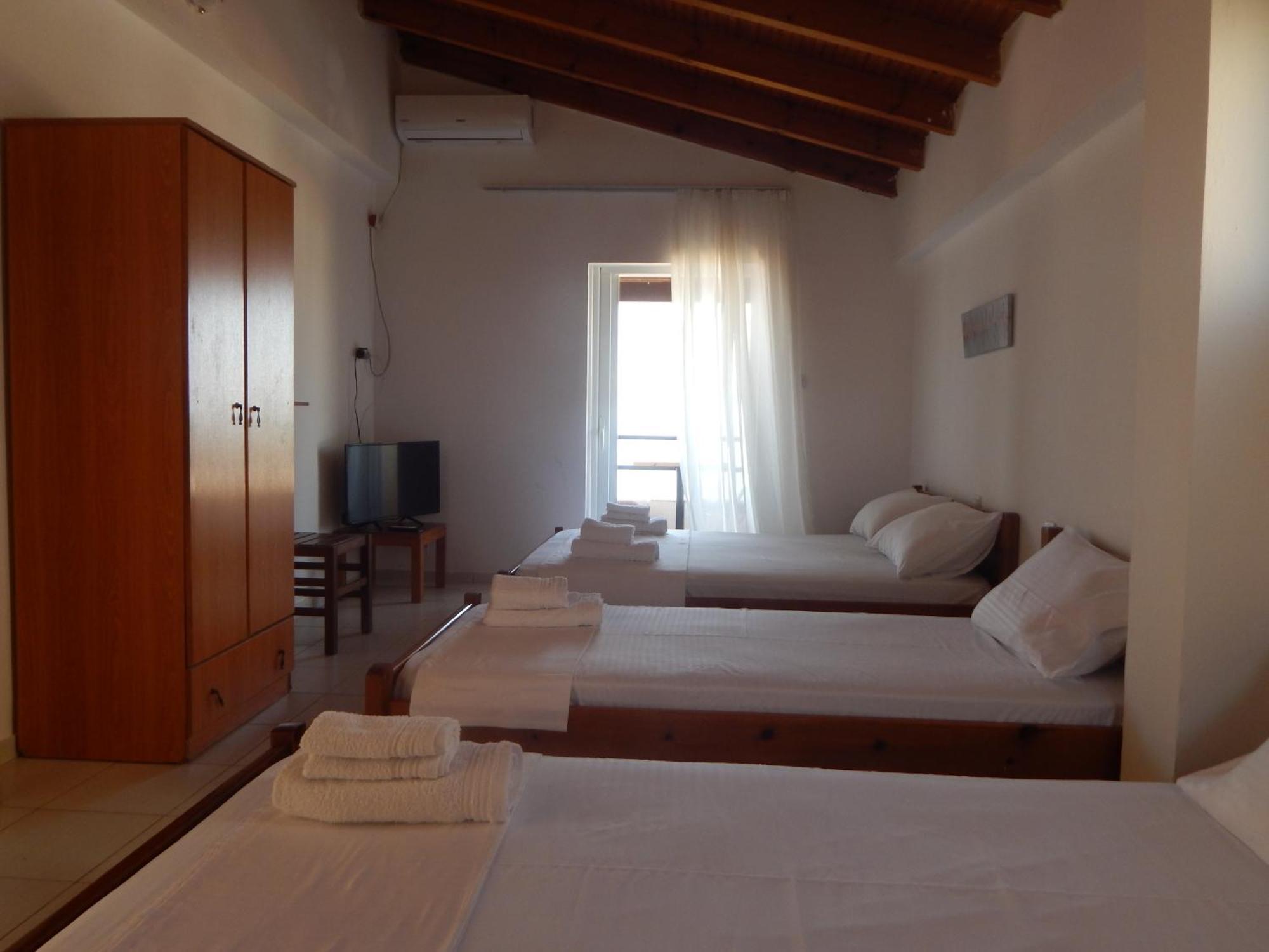 Bel Air Rooms Himare Exterior photo