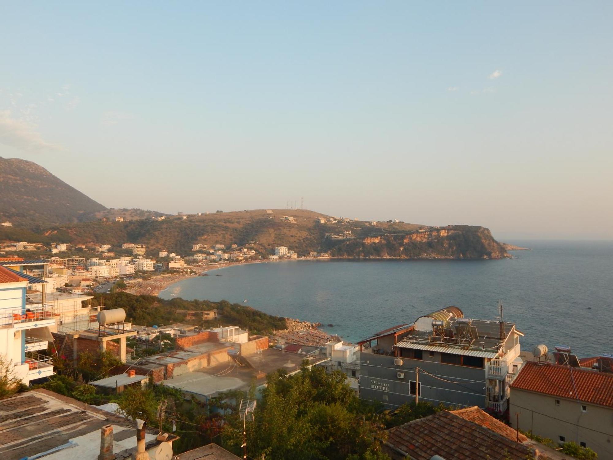 Bel Air Rooms Himare Exterior photo