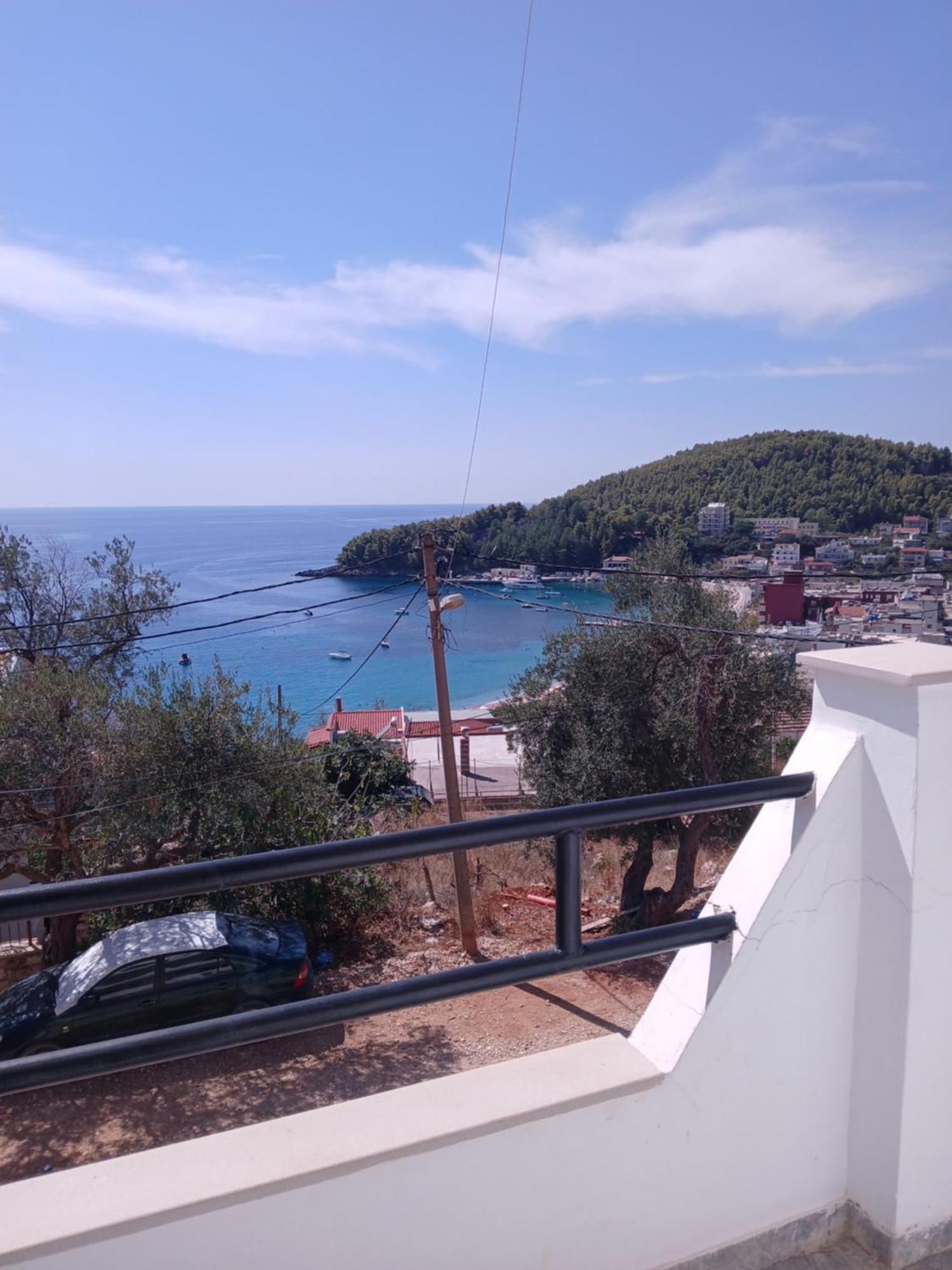Bel Air Rooms Himare Exterior photo